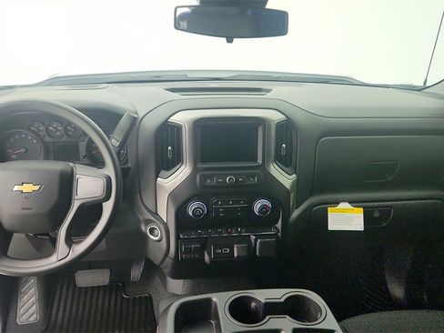 Certified 2026 Chevrolet Silverado 1500 Custom image 23