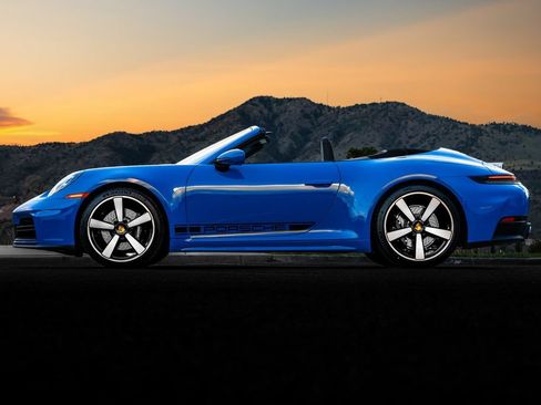 Used 2026 Porsche 911 Carrera RWD image 2