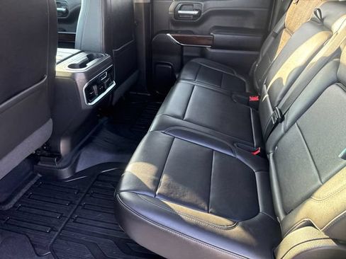 Used 2020 GMC Sierra 1500 SLT AWD/4WD image 16