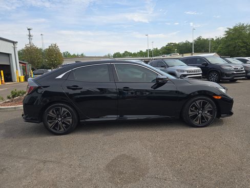 Used 2019 Honda Civic EX image 9