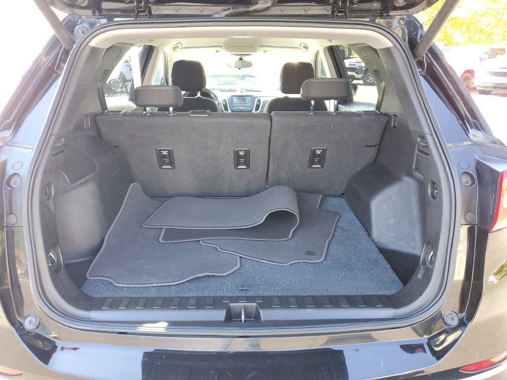 Used 2018 Chevrolet Equinox LT w/ LPO, Blackout Package AWD/4WD image 30