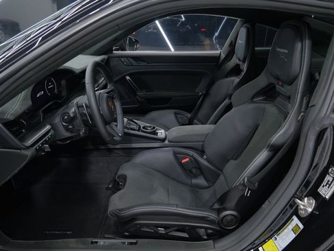Used 2026 Porsche 911 GT3 w/ Weissach Package image 25