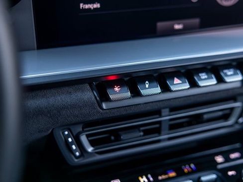 Certified 2024 Porsche 911 GT3 image 33