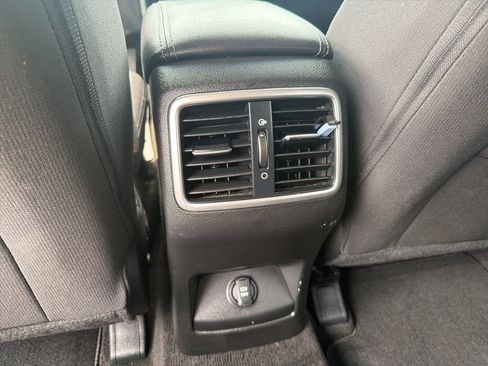 Used 2018 Kia Sportage LX AWD/4WD image 11