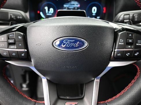 Used 2025 Ford Explorer ST w/ Sun And Sound Package image 11