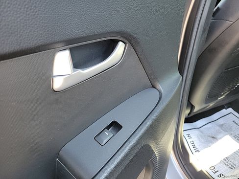 Used 2012 Kia Sportage SX w/ SX Premium Pkg image 13