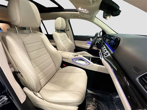 Used 2022 Mercedes-Benz GLS 450 4MATIC w/ AMG Line Exterior image 31