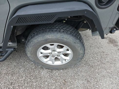 Used 2021 Jeep Wrangler Unlimited Sport AWD/4WD image 12