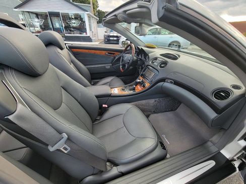 Used 2005 Mercedes-Benz SL 500 image 26