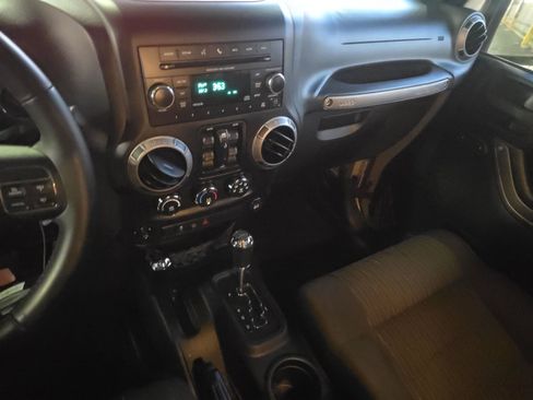 Used 2012 Jeep Wrangler Unlimited Sport image 11