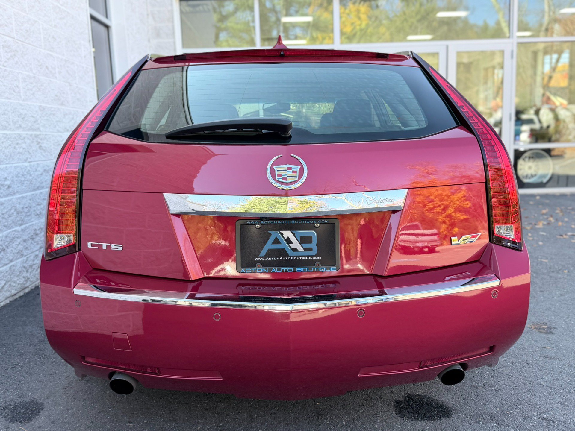 Used 2011 Cadillac CTS V RWD image 11