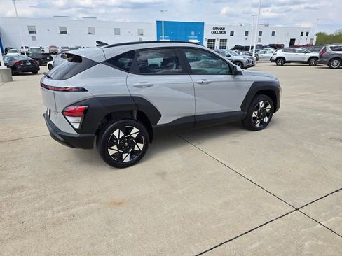 Used 2025 Hyundai Kona SEL AWD/4WD image 13