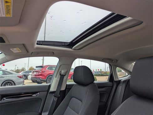 Certified 2024 Honda Civic EX image 11