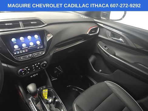 Used 2023 Chevrolet TrailBlazer RS w/ Convenience Package AWD/4WD image 25