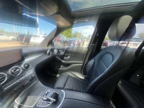 Used 2018 Mercedes-Benz GLC 300 4MATIC image 21