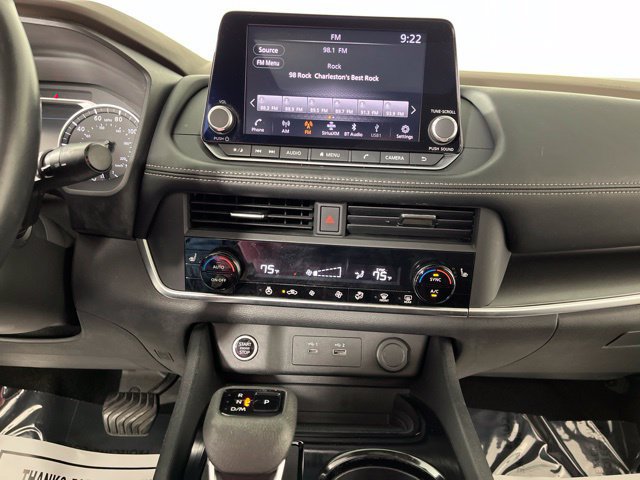 Used 2023 Nissan Rogue SV w/ SV Premium B Package FWD image 26