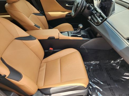 Used 2023 Lexus ES 350 w/ Premium Package FWD image 14