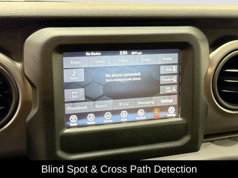 Used 2021 Jeep Gladiator Sport image 39