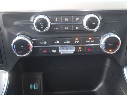 Used 2022 Ford F150 XLT w/ Equipment Group 302A High AWD/4WD image 38