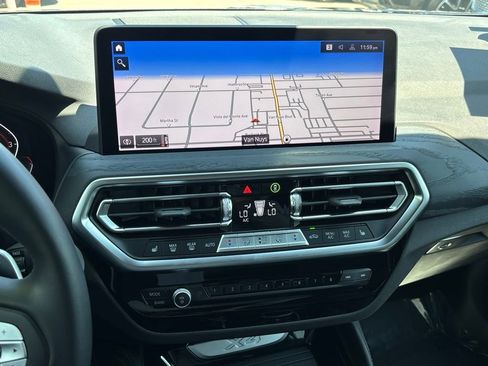 Used 2025 BMW X4 xDrive30i w/ Premium Package AWD/4WD image 18