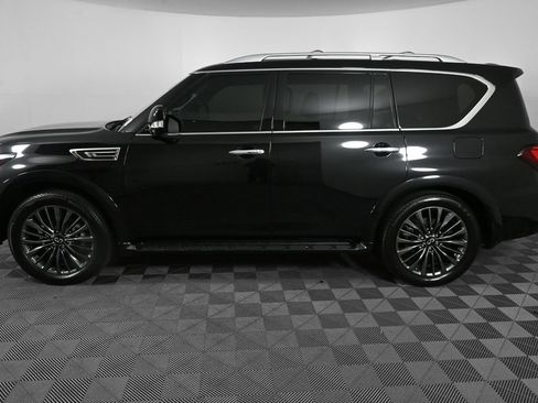 Used 2024 INFINITI QX80 Sensory AWD/4WD image 3