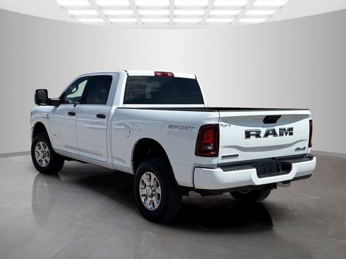 Used 2025 RAM 2500 Big Horn AWD/4WD image 4
