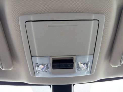 Used 2017 Ford Explorer Platinum AWD/4WD image 19