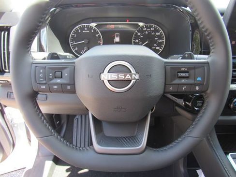 New 2026 Nissan Pathfinder SV AWD/4WD image 31