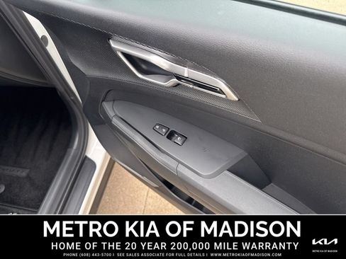 Used 2023 Kia Sportage LX AWD/4WD image 36