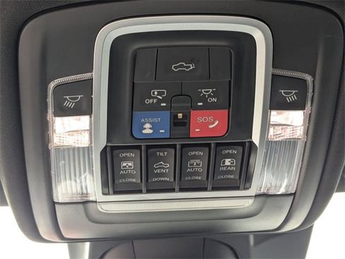 Used 2023 RAM 1500 Laramie image 28