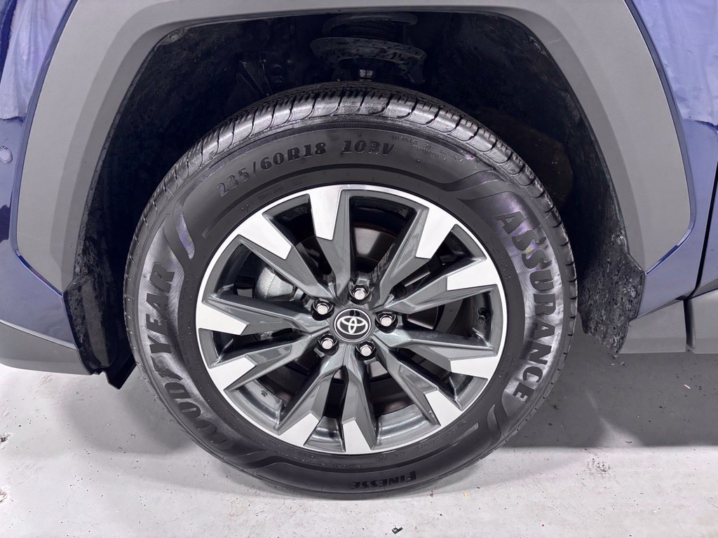 Used 2026 Toyota RAV4 Limited AWD/4WD image 58