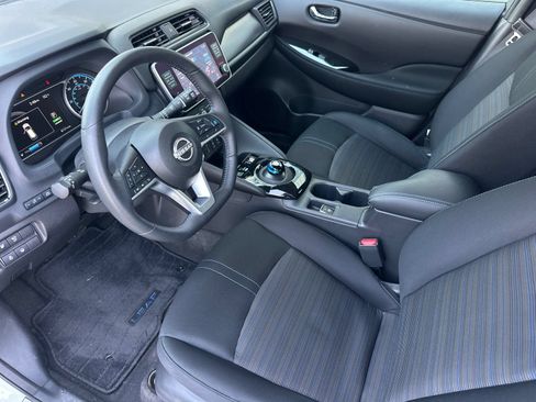Used 2025 Nissan Leaf SV Plus FWD image 9