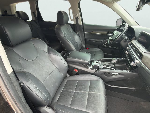 Used 2022 Kia Telluride EX w/ EX Premium Package FWD image 11