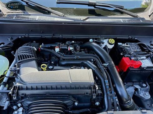 New 2025 Ford Maverick Lobo image 30