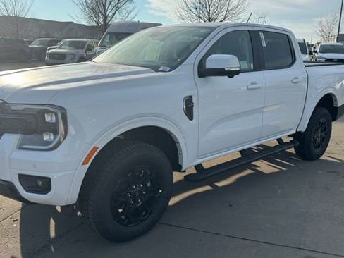 New 2025 Ford Ranger Lariat w/ FX4 Off-Road Package image 3