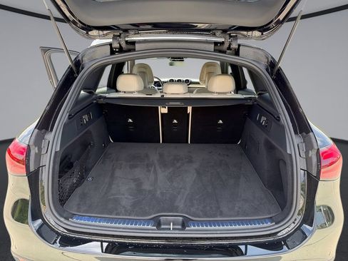 Used 2024 Mercedes-Benz GLC 300 image 13