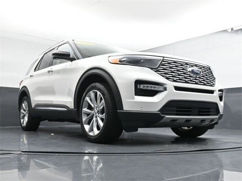 Used 2022 Ford Explorer Platinum w/ Equipment Group 601A image 24
