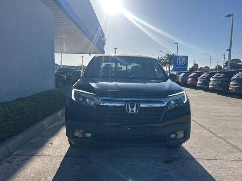 Used 2019 Honda Ridgeline RTL-T image 2