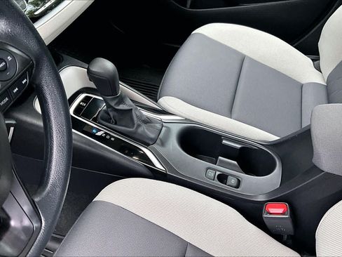Certified 2024 Toyota Corolla LE FWD image 15
