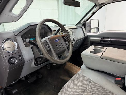 Used 2013 Ford F250 XLT w/ XLT Value Pkg image 12