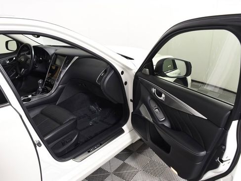 Used 2017 INFINITI Q50 Sport AWD/4WD image 9