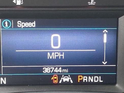 Used 2020 Chevrolet Equinox LT w/ Sport Edition image 6