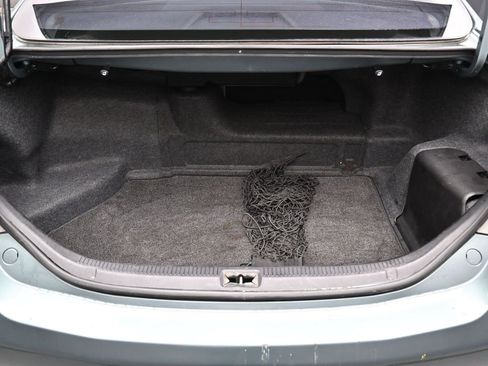 Used 2011 Toyota Camry Hybrid image 31