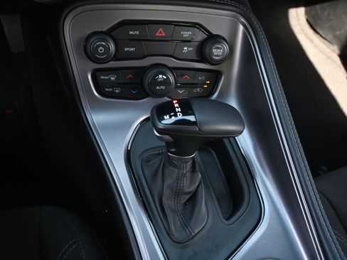 Used 2023 Dodge Challenger SXT RWD image 16