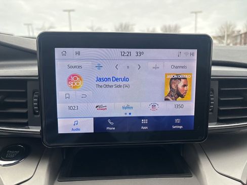 Used 2022 Ford Explorer XLT w/ Equipment Group 202A image 26