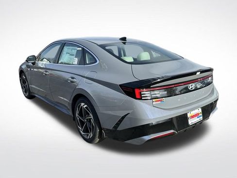 New 2026 Hyundai Sonata SEL FWD image 3