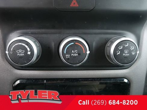 Used 2022 RAM 1500 Big Horn AWD/4WD image 31