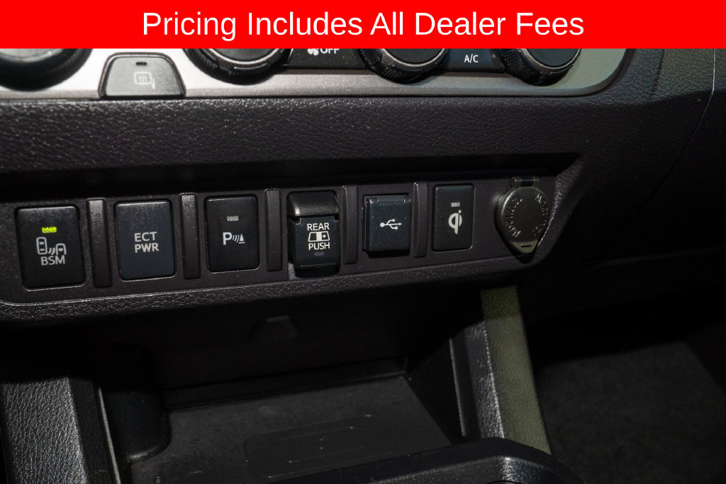 Used 2021 Toyota Tacoma Limited AWD/4WD image 15