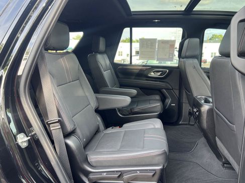 Used 2023 Chevrolet Tahoe RST w/ Luxury Package AWD/4WD image 19