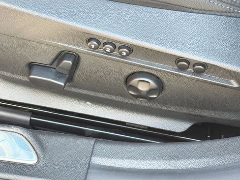 Used 2023 Alfa Romeo Giulia Estrema image 24